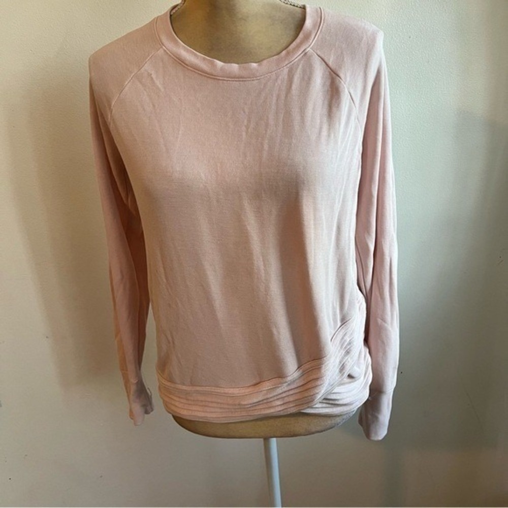 Athleta‎ Mindset Sweatshirt Pink Asymmetrical Wrap Hem Long Sleeve Pullover M